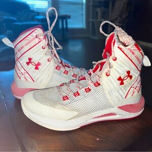 UA HOVR HIGHLIGHT ACE WOMENS
RED/WHITE MESH ATHLETIC VOLLEYBALL SHOES SIZE 10